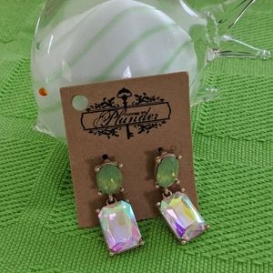 Two pair of EARRINGS -New* for one $$$